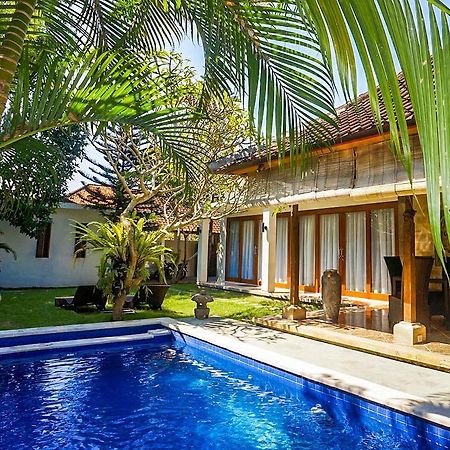 Sunrise Hotel Sanur Стая снимка